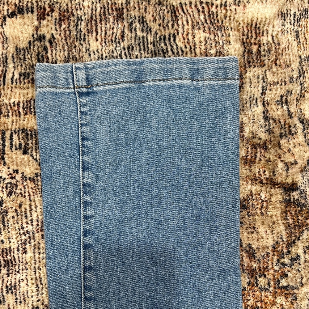 Risen Blue Flare Crop Women's Jeans - Picture 6 of 7